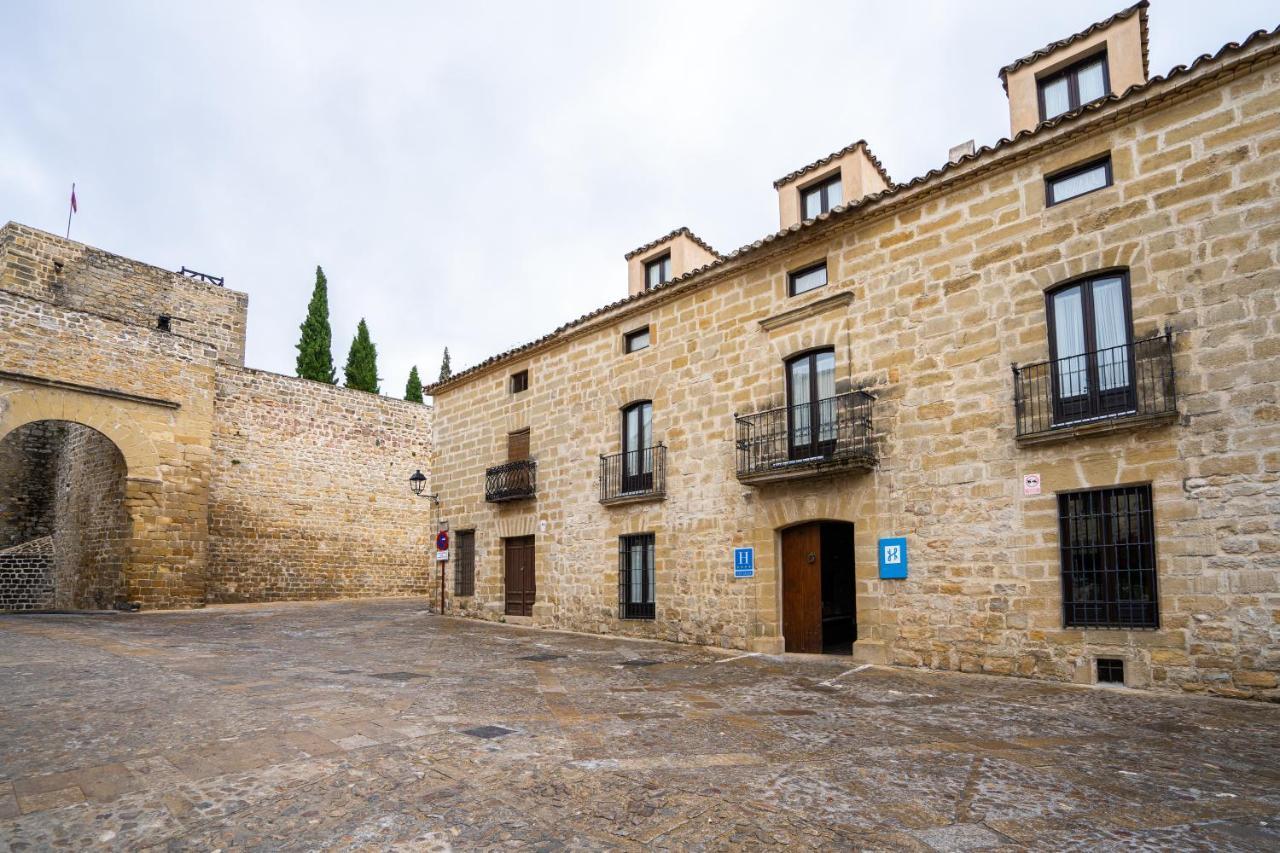 Hotel Yit La Casona Del Arco Baeza Exterior foto